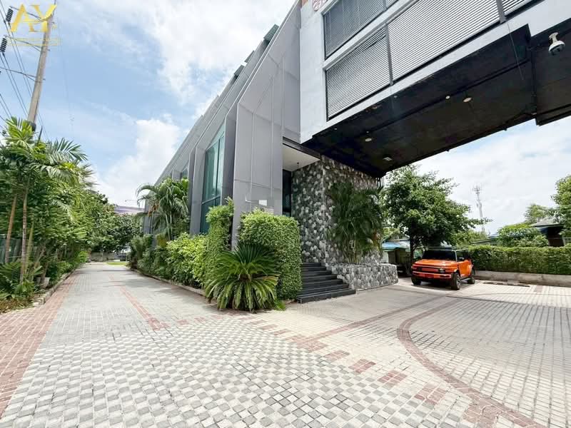 ติดถนนใหญ่ มอเตอร์เวย์ (กรุงเทพ-ชลบุรี สายใหม่) สะพานสูง, Bangkok, Saphan Sung, Bangkok, , 1,480 sqm, Land For Sale, by ณัฎฐ์ ยศขุน, 500503637 - DDproperty.com