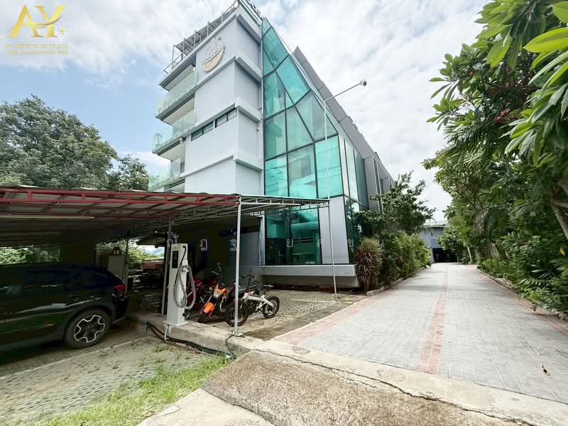 ติดถนนใหญ่ มอเตอร์เวย์ (กรุงเทพ-ชลบุรี สายใหม่) สะพานสูง, Bangkok, Saphan Sung, Bangkok, , 1,480 sqm, Land For Sale, by ณัฎฐ์ ยศขุน, 500503637 - DDproperty.com