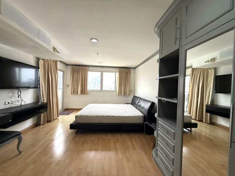 The Waterford Diamond Tower Sukhumvit, Bangkok, 758/18  Soi Sukhumvit 30/1, Sukhumvit Road, Khlong Toei, Bangkok, 3 Bedrooms, 146 sqm, Condo For Rent, by Gochaporn Fongsupa, 500503645 - DDproperty.com