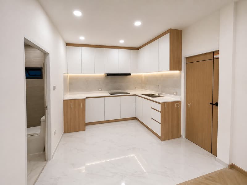 Detached House for Sale in Soi Lat Phrao 87 - Ekkamai–Ram Inthra Expressway Area, Bangkok, Khlong Chaokhun Sing, Wang Thonglang, Bangkok, 5 Bedrooms, 250 sqm, Single Detached House For Sale, by Lalita Sriploy, 500503651 - DDproperty.com