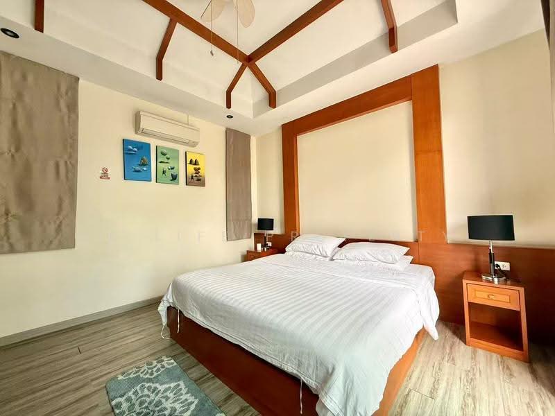 7R1072 Pool villa for rent 3 bedroom 4 bathroom 70,000/month at rawai have fully furnished, Phuket, Rawai, Muang Phuket, Phuket, 3 Bedrooms, 250 sqm, Villa For Rent, by PK LIFE Property, 500503652 - DDproperty.com