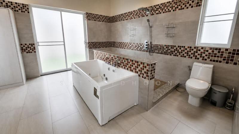 The Village of Santa Maria, Chon Buri (Pattaya), Poong, Bang Lamung (Pattaya), Chon Buri (Pattaya), 5 Bedrooms, 500 sqm, Villa For Sale, by Amarin Sitthidhoon, 500503653 - DDproperty.com