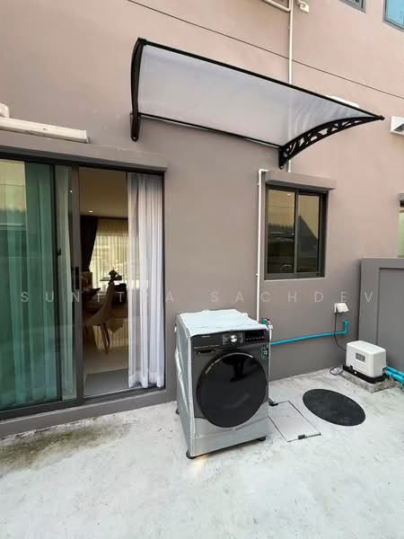 Eigen Rama 9, Bangkok, Soi Pattanakarn99, Chaloem Phrakiat Rama9 Road, Prawet, Bangkok, 3 Bedrooms, 182 sqm, Townhouse For Rent, by Sunitra Sachdev, 500503670 - DDproperty.com