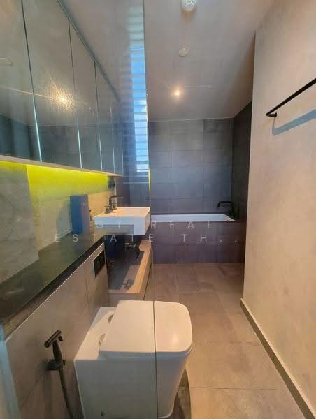 The Lofts Asoke, Bangkok, Sukhumvit 21 Road, Khlongtoei Nua, Watthana, Bangkok, 3 Bedrooms, 130 sqm, Condo For Rent, by GT Real Estate Thailand, 500503682 - DDproperty.com