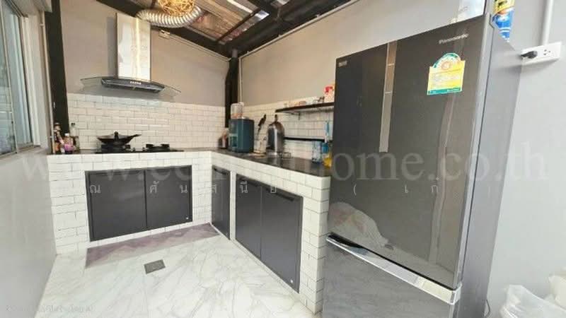 Baan Pruksa 107 Tiwanon-Rangsit : บ้านพฤกษา 107 ติวานนท์-รังสิต, ปทุมธานี, บ้านใหม่, เมืองปทุมธานี, ปทุมธานี, 110 ตร.ม., ทาวน์เฮ้าส์ ขาย, โดย คุณ ศันสนีย์ ( เก๋ ), 500503692 - DDproperty.com
