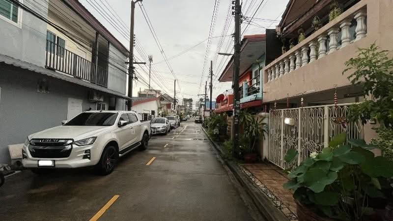 ทาวน์เฮ้าส์ ซอยสวัสดิการ 10 ราคาถูก พร้อมอยู่, นนทบุรี, สวัสดิการ กทม. เมน3, บางตลาด, ปากเกร็ด, นนทบุรี, 130 ตร.ม., ทาวน์เฮ้าส์ ขาย, โดย คุณ ชัยรัชต์ (กร), 500503742 - DDproperty.com