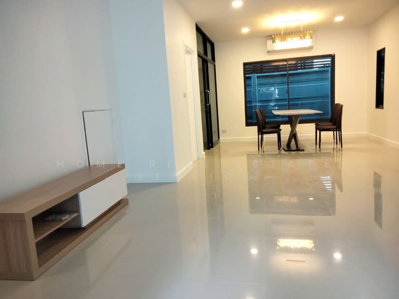 Plex Bangna : เพล็กซ์ บางนา, สมุทรปราการ, 90/239 ทางพิเศษบูรพาวิถี, บางแก้ว, บางพลี, สมุทรปราการ, 190 ตร.ม., ทาวน์เฮ้าส์ ขาย, โดย HOME Real Estate Service, 500503765 - DDproperty.com