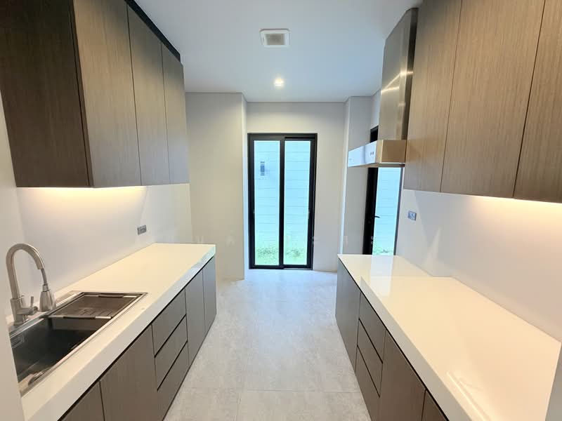Sarin Park, Bangkok, Wong Sawang, Bang Sue, Bangkok, 5 Bedrooms, 690 sqm, Single Detached House For Sale, by Wasan Wasati, 500503780 - DDproperty.com