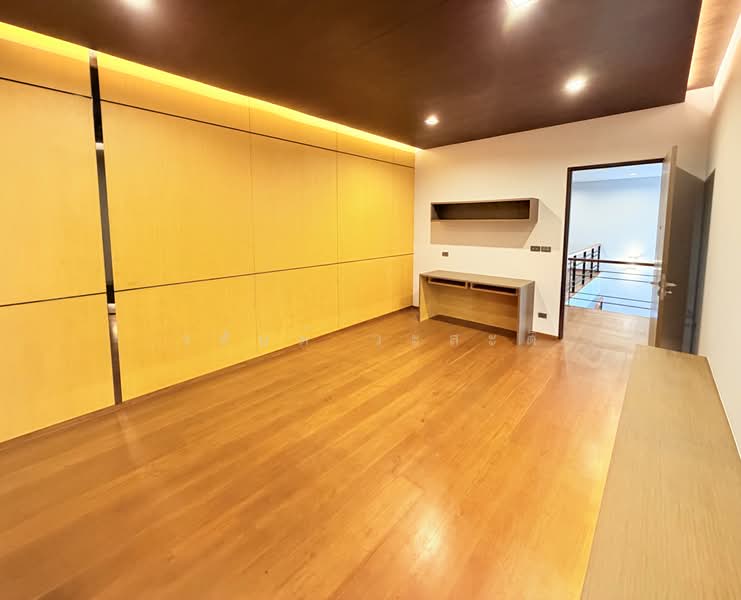 Sarin Park, Bangkok, Wong Sawang, Bang Sue, Bangkok, 5 Bedrooms, 690 sqm, Single Detached House For Sale, by Wasan Wasati, 500503780 - DDproperty.com