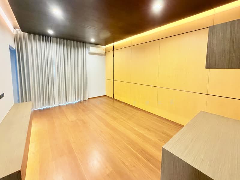 Sarin Park, Bangkok, Wong Sawang, Bang Sue, Bangkok, 5 Bedrooms, 690 sqm, Single Detached House For Sale, by Wasan Wasati, 500503780 - DDproperty.com