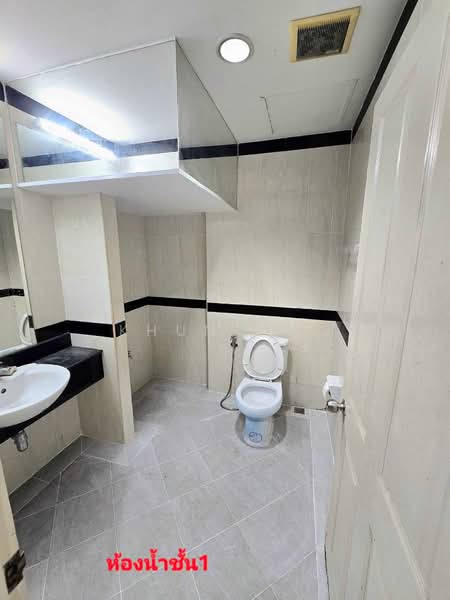 Baan Klang Muang British Town Srinakarin, Samut Prakan, Soi Baan Klang Muang British Town Srinakarin, Bang Kaeo, Bang Plee, Samut Prakan, 3 Bedrooms, 350 sqm, Townhouse For Rent, by Khun Eve, 500503799 - DDproperty.com