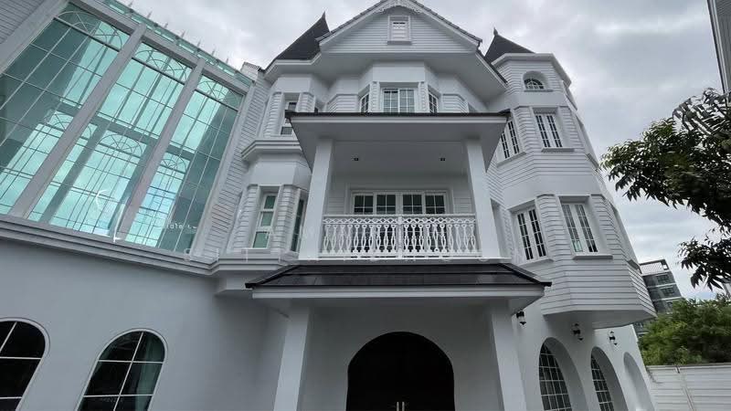 Fantasia Villa 3, Samut Prakan, Soi Santikham 14, Samrong Nua, Muang Samut Prakarn, Samut Prakan, 4 Bedrooms, 1,800 sqm, Single Detached House For Sale, by Amarin Sitthidhoon, 500503800 - DDproperty.com