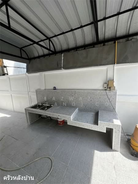 ขายบ้านเดี่ยว 2 ชั้น ลาดพร้าว 94 5 ห้องนอน 400 ตร.ม. ใกล้เลียบด่วน, กรุงเทพ, พลับพลา, วังทองหลาง, กรุงเทพ, 400 ตร.ม., บ้านเดี่ยว ขาย, โดย Fazwaz (Thailand) Co., Ltd., 500503809 - DDproperty.com