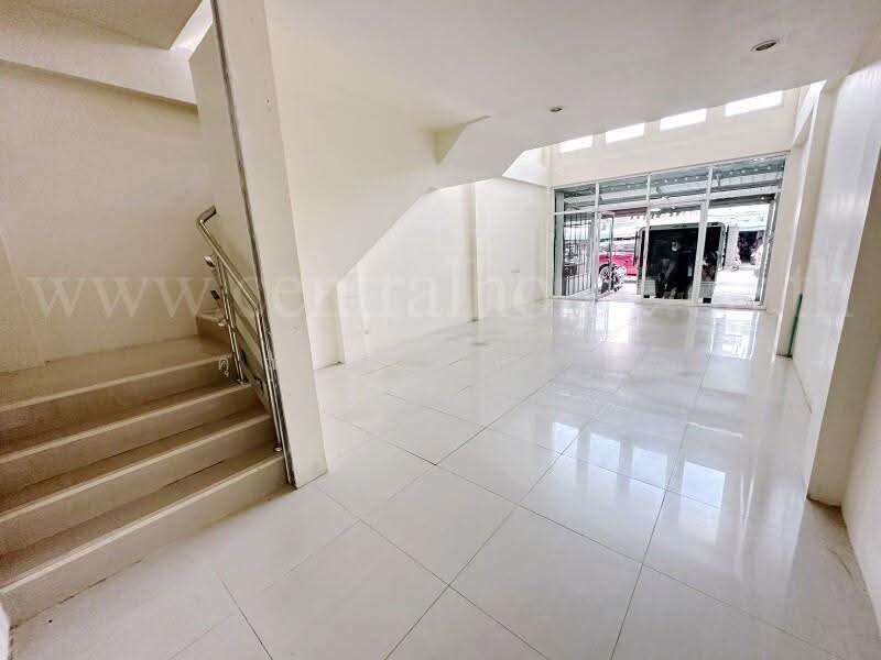 อาคารพาณิชย์ 3.5 ชั้น ทำเลทอง ถนนนวมินทร์ ใกล้ตลาดปัฐวิกรณ์, กรุงเทพ, นวมินทร์, คลองกุ่ม, บึงกุ่ม, กรุงเทพ, 210 ตร.ม., ตึกแถว-อาคารพาณิชย์ ขาย, โดย คุณ อนาคต ( อนาคต ), 500503836 - DDproperty.com