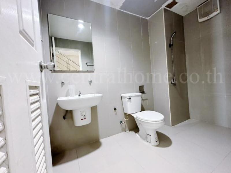 อาคารพาณิชย์ 3.5 ชั้น ทำเลทอง ถนนนวมินทร์ ใกล้ตลาดปัฐวิกรณ์, กรุงเทพ, นวมินทร์, คลองกุ่ม, บึงกุ่ม, กรุงเทพ, 210 ตร.ม., ตึกแถว-อาคารพาณิชย์ ขาย, โดย คุณ อนาคต ( อนาคต ), 500503836 - DDproperty.com