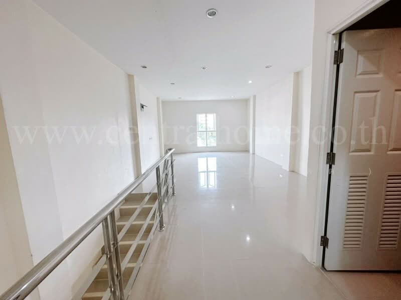 อาคารพาณิชย์ 3.5 ชั้น ทำเลทอง ถนนนวมินทร์ ใกล้ตลาดปัฐวิกรณ์, กรุงเทพ, นวมินทร์, คลองกุ่ม, บึงกุ่ม, กรุงเทพ, 210 ตร.ม., ตึกแถว-อาคารพาณิชย์ ขาย, โดย คุณ อนาคต ( อนาคต ), 500503836 - DDproperty.com