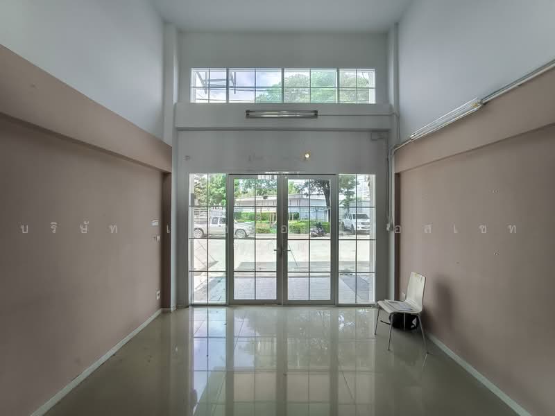 ทาวน์โฮม 3.5 ชั้น เมทโทร บิซทาวน์ แจ้งวัฒนะ 3 ถนนหอการค้าไทย (หลังริม), Nonthaburi, Khlong Phra Udom, Pak Kret, Nonthaburi, 3 Bedrooms, 210 sqm, Townhouse For Sale, by บริษัท เอชแอล แอสเซท จำกัด, 500503838 - DDproperty.com
