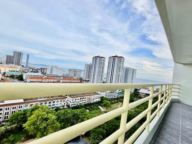 View Talay 5D, Chon Buri (Pattaya), Nong Pru, Bang Lamung (Pattaya), Chon Buri (Pattaya), 2 Bedrooms, 143 sqm, Condo For Sale, by Saimaii Russiphat, 500503848 - DDproperty.com