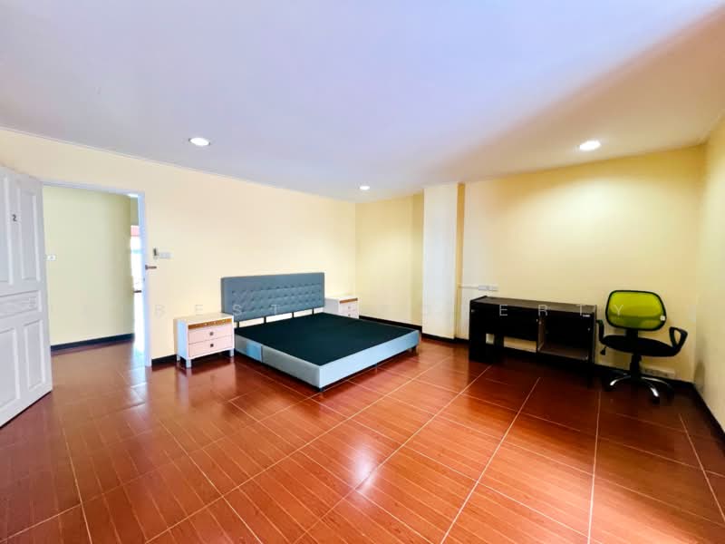 Baan Klang Muang Ratchada-Mengjai 1 : บ้านกลางเมือง รัชดา-เหม่งจ๋าย 1, กรุงเทพ, 522 50-151 ซอยสหกรณ์การเกษตร, วังทองหลาง, กรุงเทพ, 100 ตร.ม., ทาวน์เฮ้าส์ ขาย, โดย The Best Property ปู, 500503850 - DDproperty.com