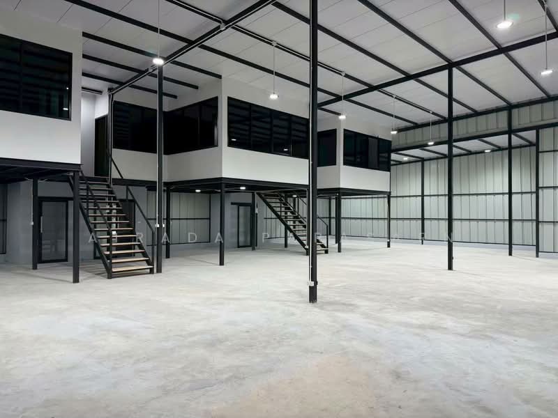 กดังและออฟฟิศใจกลางเมือง ลาดพร้าว130 , ราม81, กรุงเทพ, คลองจั่น, บางกะปิ, กรุงเทพ, 124 ตร.ม., โกดัง-โรงงาน ให้เช่า, โดย Airada Parasarn, 500503854 - DDproperty.com