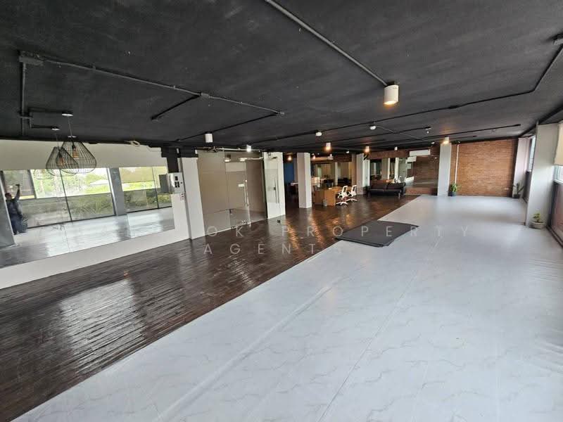 Apai Loft, Bangkok, 21 Ekkamai 22 Alley, Khlong Tan Nua, Watthana, Bangkok, Studio, 210 sqm, Condo For Rent, by BANGKOK PROPERTY AGENTS, 500503857 - DDproperty.com