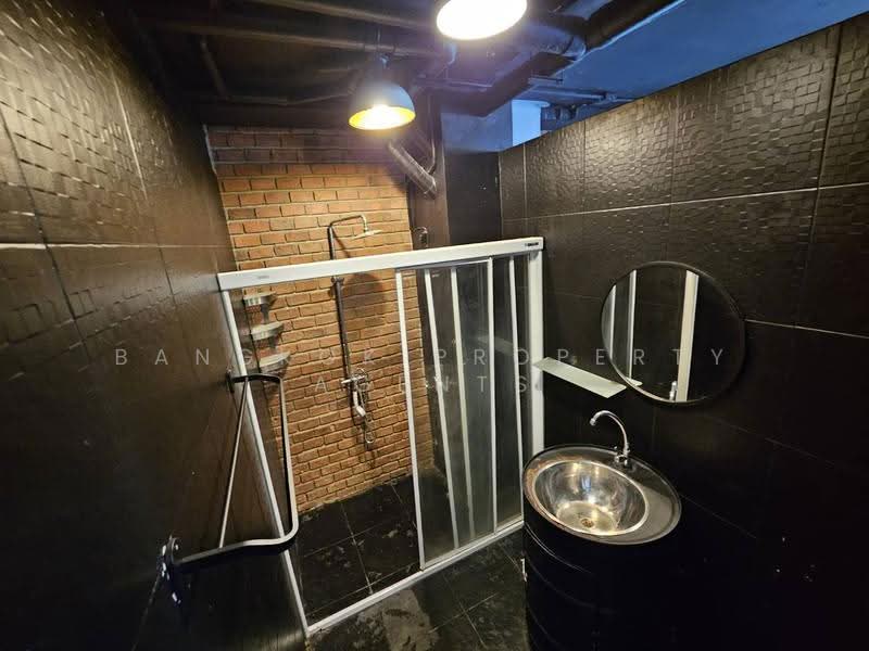 Apai Loft, Bangkok, 21 Ekkamai 22 Alley, Khlong Tan Nua, Watthana, Bangkok, Studio, 210 sqm, Condo For Rent, by BANGKOK PROPERTY AGENTS, 500503857 - DDproperty.com