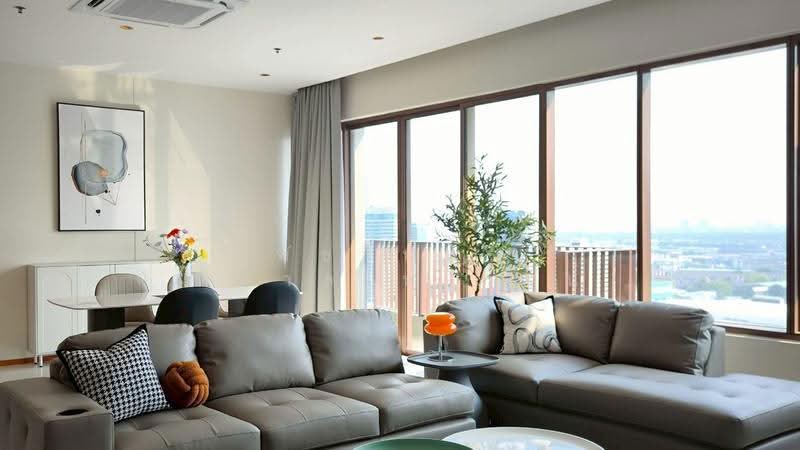 The Emporio Place, Bangkok, 93 Soi Sukhumvit 24, Sukhumvit Road, Khong Tan, Khlong Toei, Bangkok, 4 Bedrooms, 161 sqm, Condo For Rent, by พัชรินทร์ พิศาลไพโรจน์, 500503888 - DDproperty.com