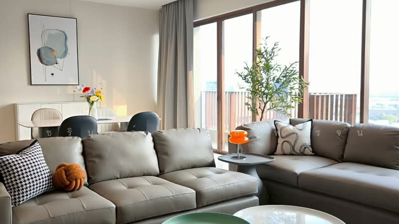 The Emporio Place, Bangkok, 93 Soi Sukhumvit 24, Sukhumvit Road, Khong Tan, Khlong Toei, Bangkok, 4 Bedrooms, 161 sqm, Condo For Rent, by พัชรินทร์ พิศาลไพโรจน์, 500503888 - DDproperty.com