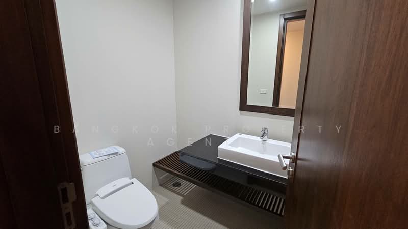 Vasu The Residence, Bangkok, Soi Sukhumvit 55, Khlong Tan Nua, Watthana, Bangkok, 3 Bedrooms, 246 sqm, Condo For Rent, by BANGKOK PROPERTY AGENTS, 500503891 - DDproperty.com