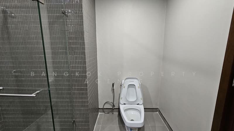 Vasu The Residence, Bangkok, Soi Sukhumvit 55, Khlong Tan Nua, Watthana, Bangkok, 3 Bedrooms, 246 sqm, Condo For Rent, by BANGKOK PROPERTY AGENTS, 500503891 - DDproperty.com