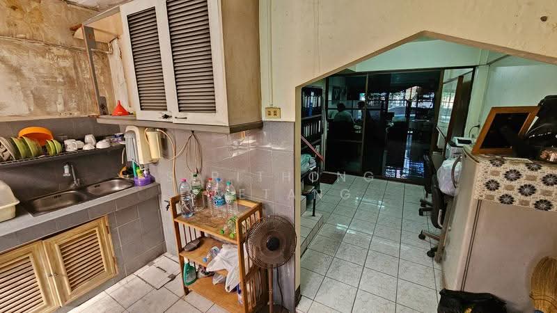 Commercial building 4.5 story 15.7 sq.wa, near BTS Samrong, Samrong Nuea, Samut Prakan, สำโรงเหนือ 3, Samrong Nua, Muang Samut Prakarn, Samut Prakan, , 300 sqm, Shophouse For Sale, by Sirithong Saetang, 500503895 - DDproperty.com