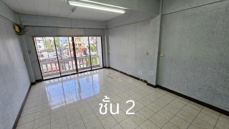ขายอาคารพาณิชย์ 4.5 ชั้น 15.7 ตร.วา ใกล้ BTS สำโรง (แค่ 1 กม.) สำโรงเหนือ เมืองสมุทรปราการ, สมุทรปราการ, สำโรงเหนือ 3, สำโรงเหนือ, เมืองสมุทรปราการ, สมุทรปราการ, 300 ตร.ม., ตึกแถว-อาคารพาณิชย์ ขาย, โดย Sirithong Saetang, 500503895 - DDproperty.com