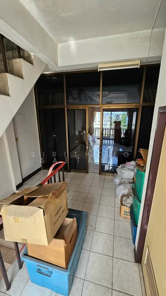 Commercial building 4.5 story 15.7 sq.wa, near BTS Samrong, Samrong Nuea, Samut Prakan, สำโรงเหนือ 3, Samrong Nua, Muang Samut Prakarn, Samut Prakan, , 300 sqm, Shophouse For Sale, by Sirithong Saetang, 500503895 - DDproperty.com