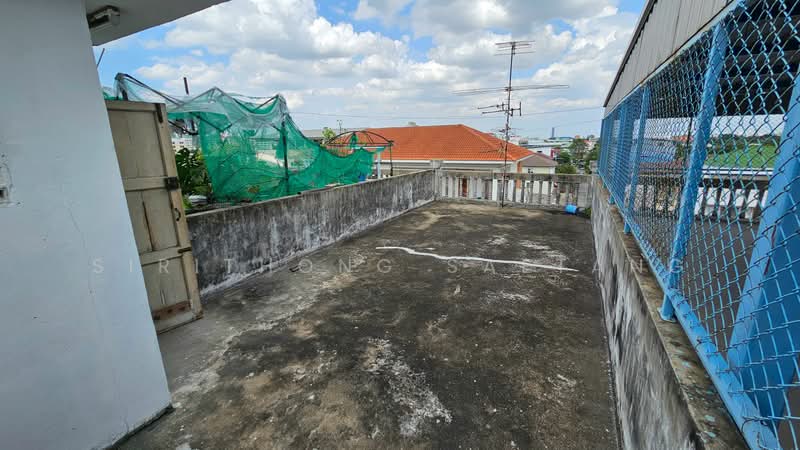 Commercial building 4.5 story 15.7 sq.wa, near BTS Samrong, Samrong Nuea, Samut Prakan, สำโรงเหนือ 3, Samrong Nua, Muang Samut Prakarn, Samut Prakan, , 300 sqm, Shophouse For Sale, by Sirithong Saetang, 500503895 - DDproperty.com