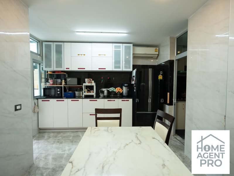 Perfect Place Phatthanakan-Srinakarin, Bangkok, 7/24 On Nut 80 Yaek 5, Prawet, Bangkok, 3 Bedrooms, 220 sqm, Single Detached House For Sale, by กวี ศรีตาลอ่อน, 500503897 - DDproperty.com