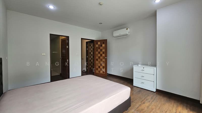 Von Napa Sukhumvit 38, Bangkok, Soi Sukhumvit 38, Phra Kanong, Khlong Toei, Bangkok, 2 Bedrooms, 123 sqm, Condo For Sale, by BANGKOK PROPERTY AGENTS, 500503905 - DDproperty.com