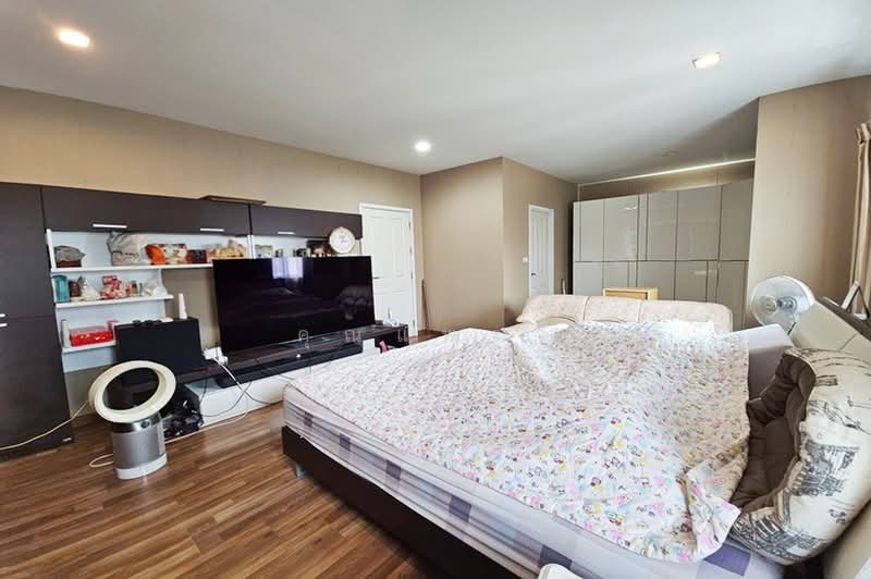 The Plant Rama 9 - Wongwaen 2, Bangkok, Patthana Chonabot 3 Road, Khlong Song Ton Nun, Lat Krabang, Bangkok, 4 Bedrooms, 230 sqm, Single Detached House For Sale, by คุณแพรว, 500503907 - DDproperty.com