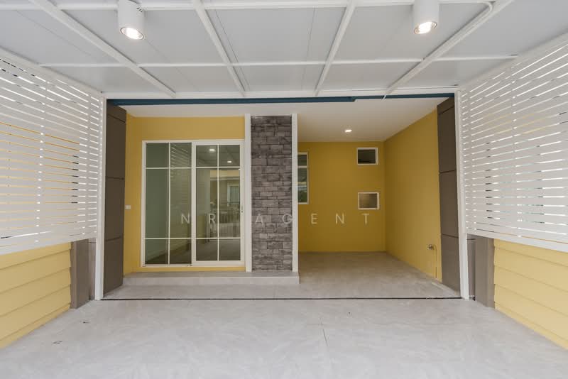 Golden Town 2 Onnut-Pattanakarn, Bangkok, 189 Soi On Nut 65 Yaek 14, Prawet, Bangkok, 4 Bedrooms, 115 sqm, Townhouse For Sale, by NR AGENT, 500503933 - DDproperty.com