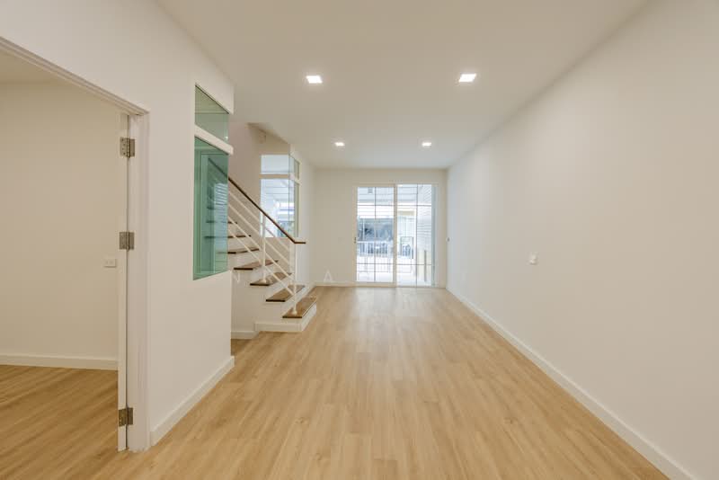 Golden Town 2 Onnut-Pattanakarn, Bangkok, 189 Soi On Nut 65 Yaek 14, Prawet, Bangkok, 4 Bedrooms, 115 sqm, Townhouse For Sale, by NR AGENT, 500503933 - DDproperty.com