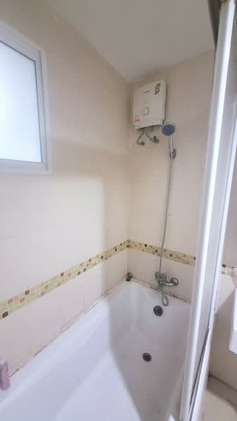 Life @ BTS Tha-Phra, Bangkok, 18 Ratchadaphisek Road, Talat Plu, Thon Buri, Bangkok, 1 Bedroom, 40 sqm, Condo For Sale, by คุณเอ๋, 500503939 - DDproperty.com