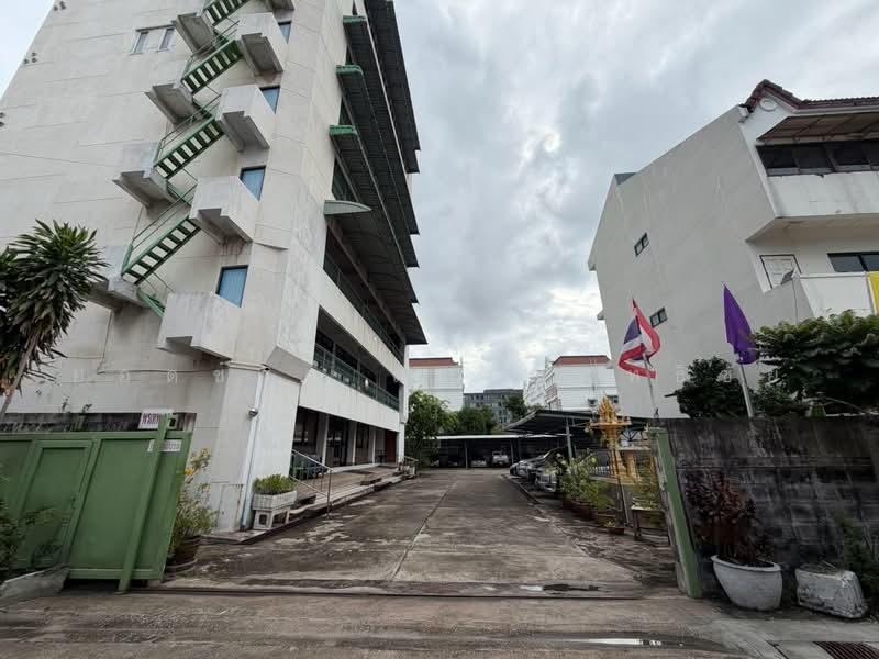 For Sale Office Building 9 Storey Sukhumvit 101/1 Price 45 mb, Bangkok, Bang Chak, Phra Khanong, Bangkok, , 1,307 sqm, Office Space For Sale, by ยอดชาย สราญฤทธิชัย, 500503945 - DDproperty.com