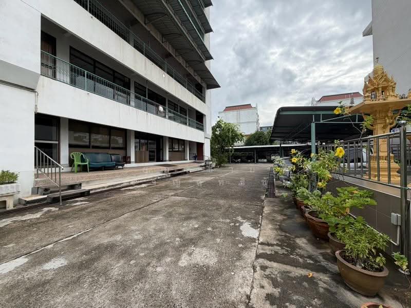For Sale Office Building 9 Storey Sukhumvit 101/1 Price 45 mb, Bangkok, Bang Chak, Phra Khanong, Bangkok, , 1,307 sqm, Office Space For Sale, by ยอดชาย สราญฤทธิชัย, 500503945 - DDproperty.com