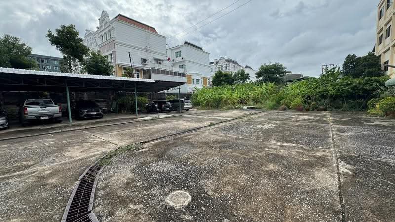 For Sale Office Building 9 Storey Sukhumvit 101/1 Price 45 mb, Bangkok, Bang Chak, Phra Khanong, Bangkok, , 1,307 sqm, Office Space For Sale, by ยอดชาย สราญฤทธิชัย, 500503945 - DDproperty.com