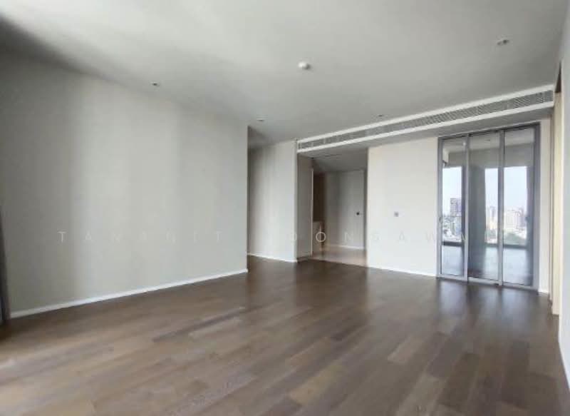 Kraam Sukhumvit 26, Bangkok, 55 Soi Sukhumvit 26 Sukhumvit Road, Khong Tan, Khlong Toei, Bangkok, 2 Bedrooms, 101 sqm, Condo For Sale, by Tananit Poonsawad, 500503949 - DDproperty.com