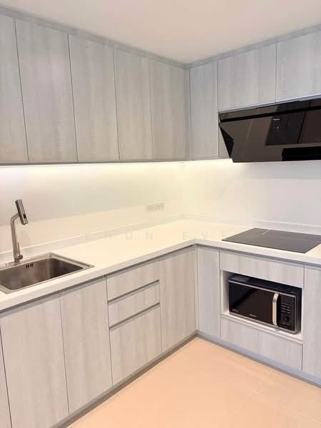 Siri Place Pattanakarn, Bangkok, 207 Soi Chaloem Prakiat Rama 9, Dok Mai, Prawet, Bangkok, 4 Bedrooms, 130 sqm, Townhouse For Rent, by Khun Eve, 500503976 - DDproperty.com