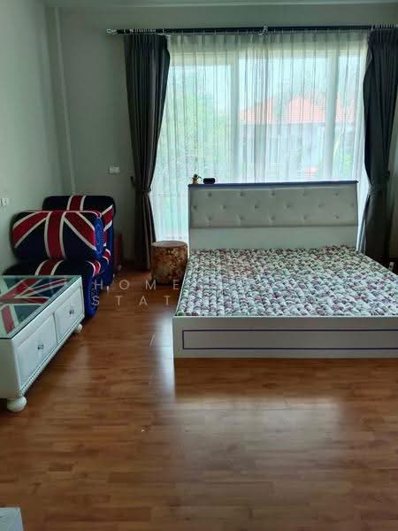 Laddarom Chaiyaphruk-Chaengwattana, Nonthaburi, Chaiyapruek Road, Khlong Phra Udom, Pak Kret, Nonthaburi, 4 Bedrooms, 220 sqm, Single Detached House For Sale, by HOME Real Estate Service, 500503978 - DDproperty.com