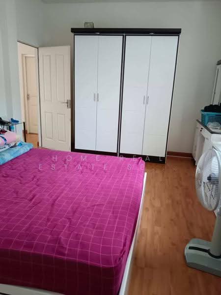 Laddarom Chaiyaphruk-Chaengwattana, Nonthaburi, Chaiyapruek Road, Khlong Phra Udom, Pak Kret, Nonthaburi, 4 Bedrooms, 220 sqm, Single Detached House For Sale, by HOME Real Estate Service, 500503978 - DDproperty.com