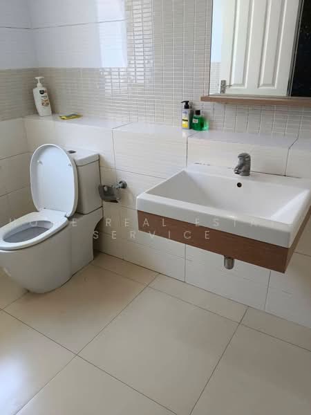 Laddarom Chaiyaphruk-Chaengwattana, Nonthaburi, Chaiyapruek Road, Khlong Phra Udom, Pak Kret, Nonthaburi, 4 Bedrooms, 220 sqm, Single Detached House For Sale, by HOME Real Estate Service, 500503978 - DDproperty.com