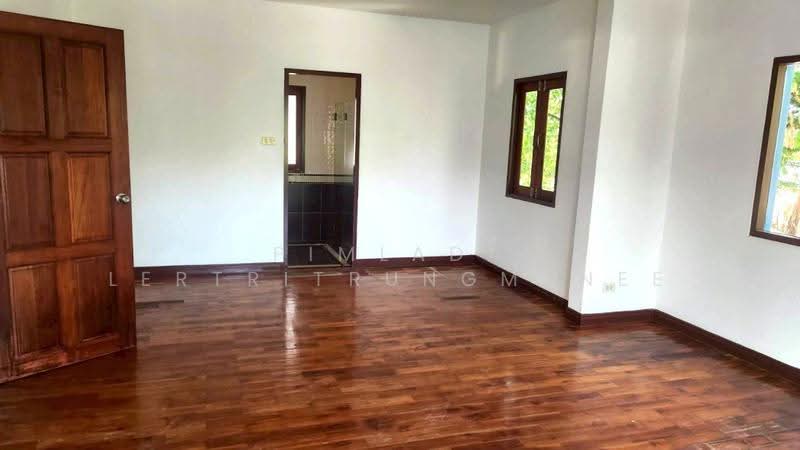 Baan Peungjai, Bangkok, 33/1  Hathairat Soi 33/1, Bang Chun, Khlong Sam Wa, Bangkok, 3 Bedrooms, 240 sqm, Single Detached House For Sale, by Pimlada Lertritrungmanee, 500503981 - DDproperty.com