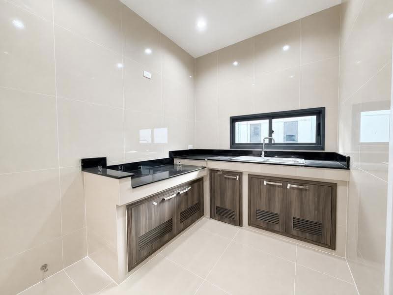 Saransiri Tiwanon Chaengwattana, Pathum Thani, Ban Mai, Muang Pathum Thani, Pathum Thani, 3 Bedrooms, 180 sqm, Single Detached House For Sale, by ณัฐยา ศิริฐานนท์, 500503982 - DDproperty.com